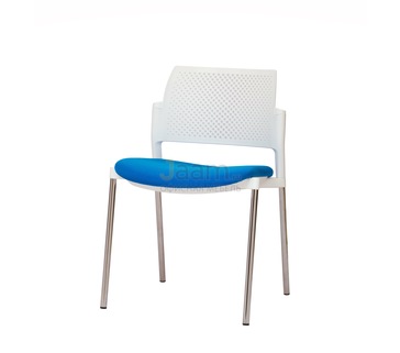 Офисный стул Макс Ткань кат. 1 спинка пластик